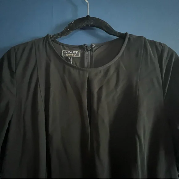 Black lace dress Size 4 - Picture 3 of 11